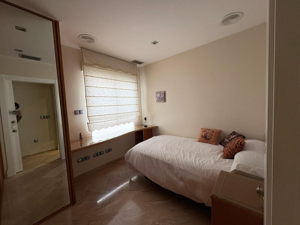 whatsapp_image_2025-03-25_at_09